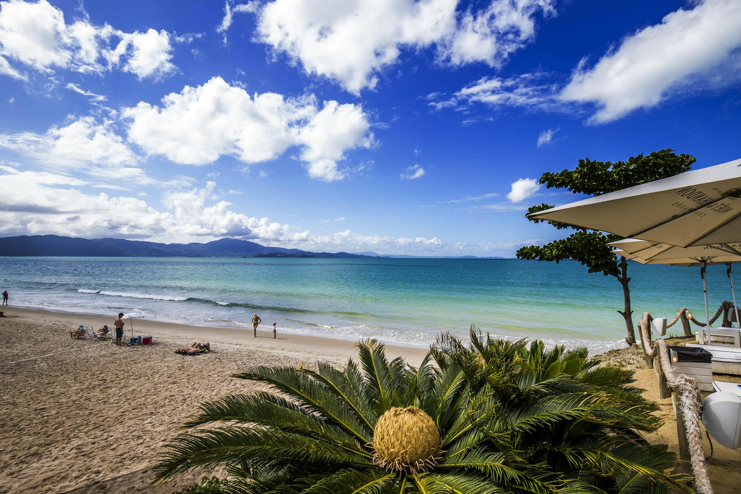 Jurerê é uma das melhores praias para morar em Florianópolis