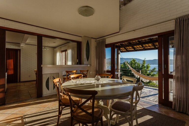 Casa Residencial à venda | Lagoa da Conceição | Florianópolis | CA0422