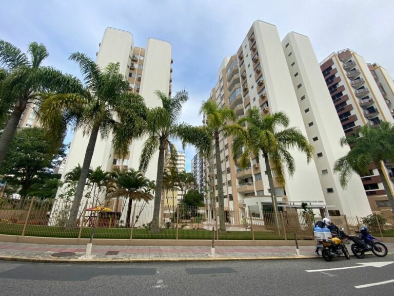 Apartamento Residencial à venda | Centro | Florianópolis | AP2255